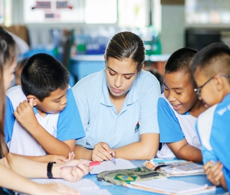 Projeto de Ensino Voluntário na Tailândia