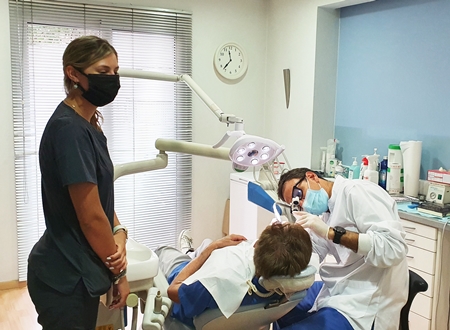 Prácticas dentales en Grecia