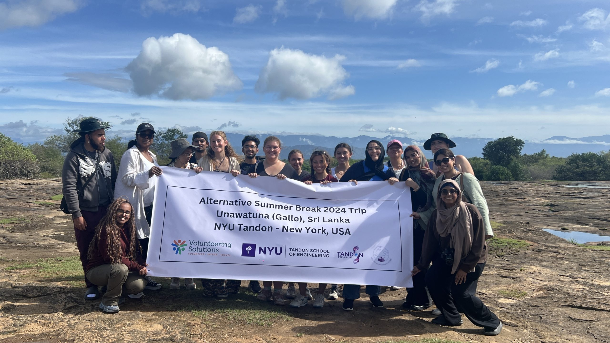 student volunteer abroad