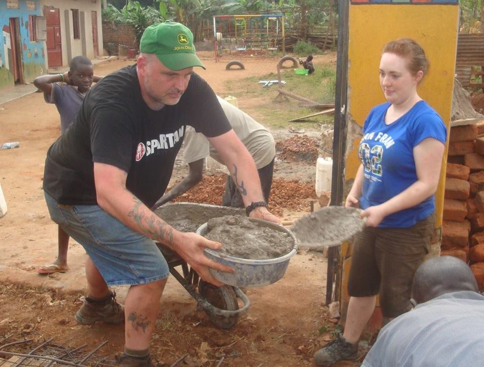 volunteer in uganda