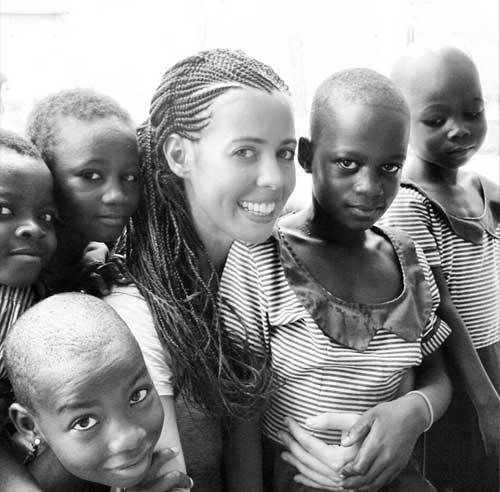 Girl-education-volunteer-work-in-Ghana-with-VolSol