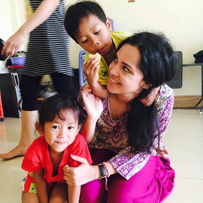 volunteering in Cambodia with kids