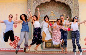 13 Best Volunteer Abroad Programs For 2023 For Students