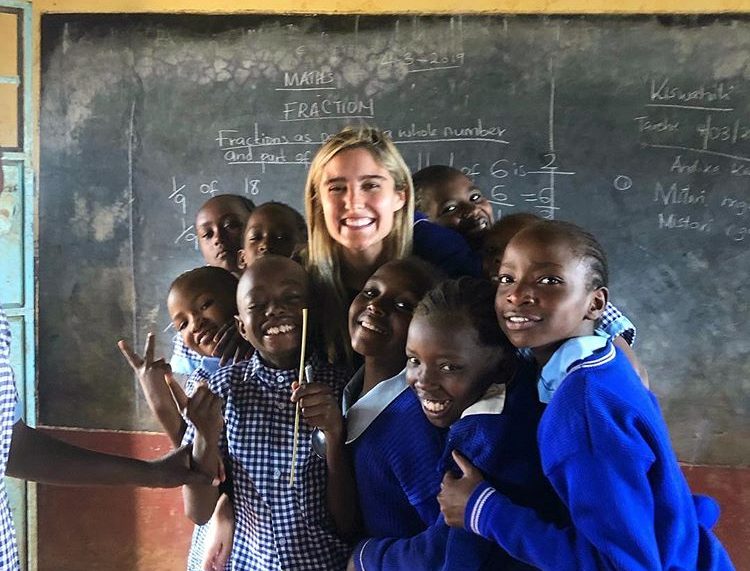 teaching volunteer in kenya