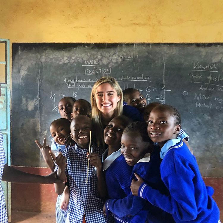 teaching volunteer in kenya