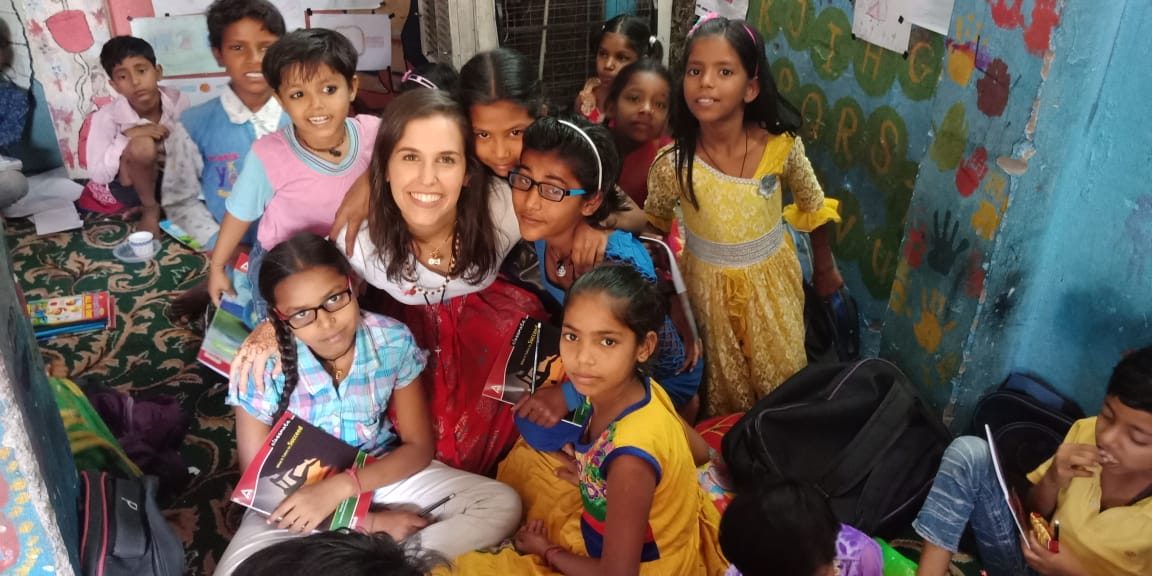 Why You Should Choose To Volunteer For The Street Children Program In India?