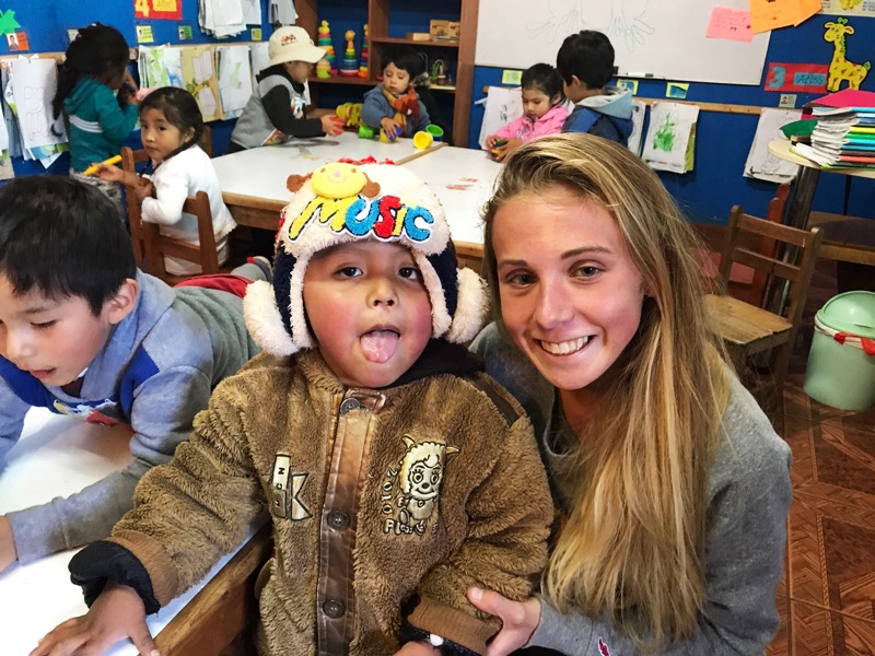 kindergarten volunteer in peru