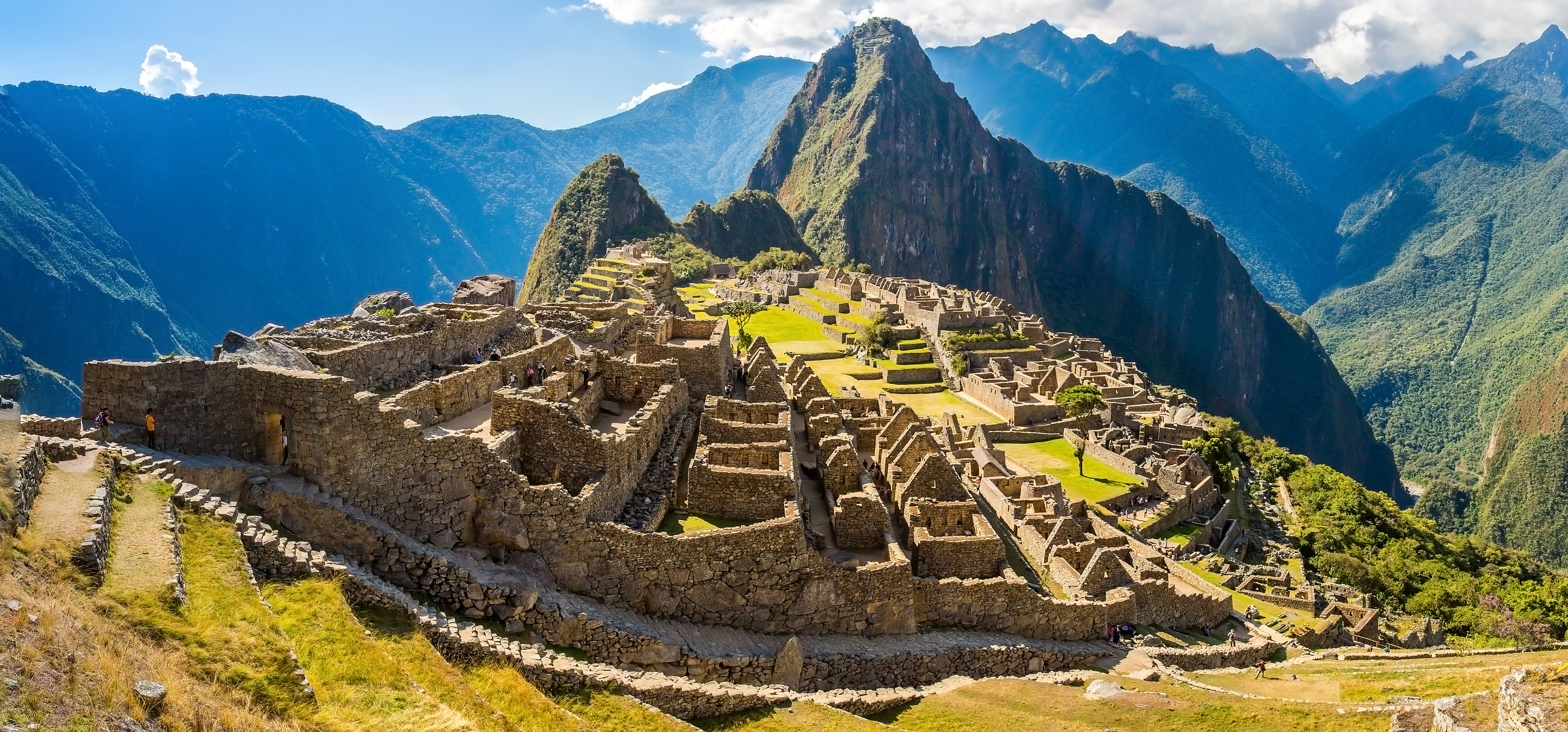 4-Day Cusco, Machu Picchu & Rainbow Mountain Adventure