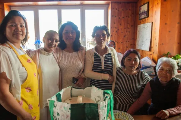 Best Volunteering Abroad Programs for Over 50s in 2025/26