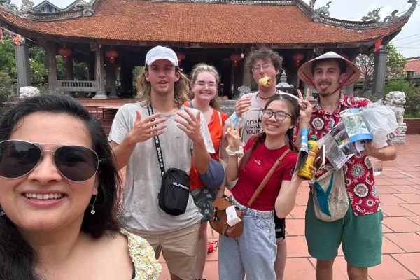 The Future of Volunteer Abroad: Top Destinations and Trends for 2025