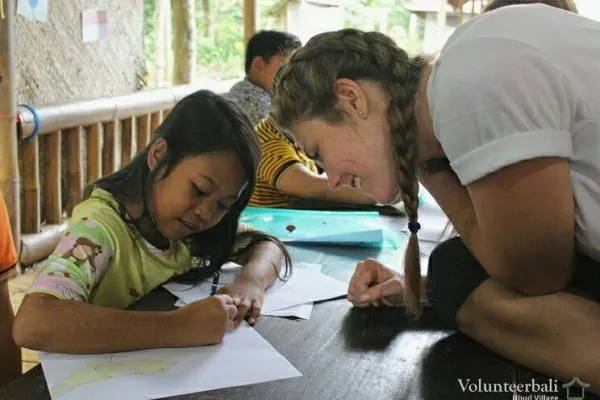 Best Places to Volunteer Abroad in 2025