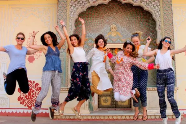 Best Volunteer Abroad Programs For 2025 For Students