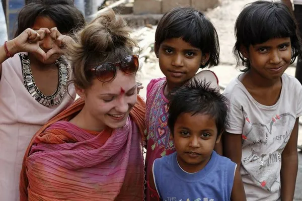 Top 10 Volunteer Abroad Programs For 2025