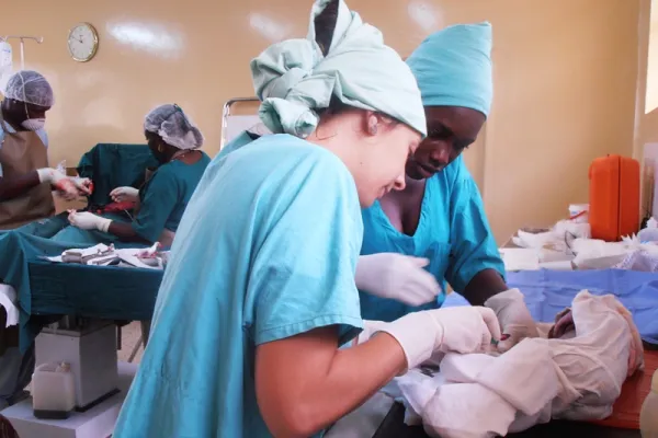 6 Best Medical Volunteer Africa Programs to Join