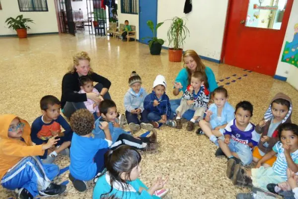 Childcare Volunteering in Costa Rica