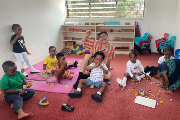 2 Weeks Special Volunteer and Travel Program in Ghana