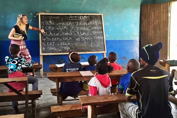 Teaching Arusha - Tanzania Teaching Arusha - Tanzania