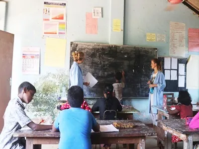 Voluntário no Programa de Ausbildung von Kindern no Sri Lanka