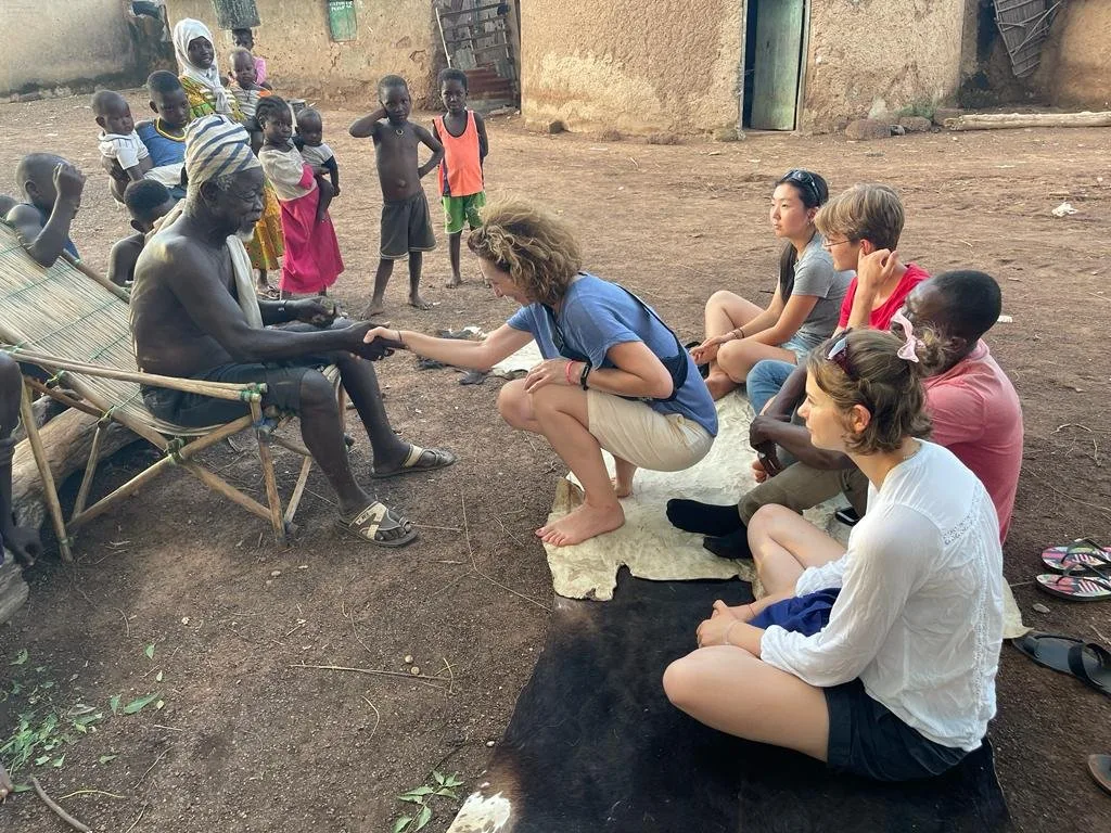 6 Best Mission Trips for Adults Looking to Make a Difference