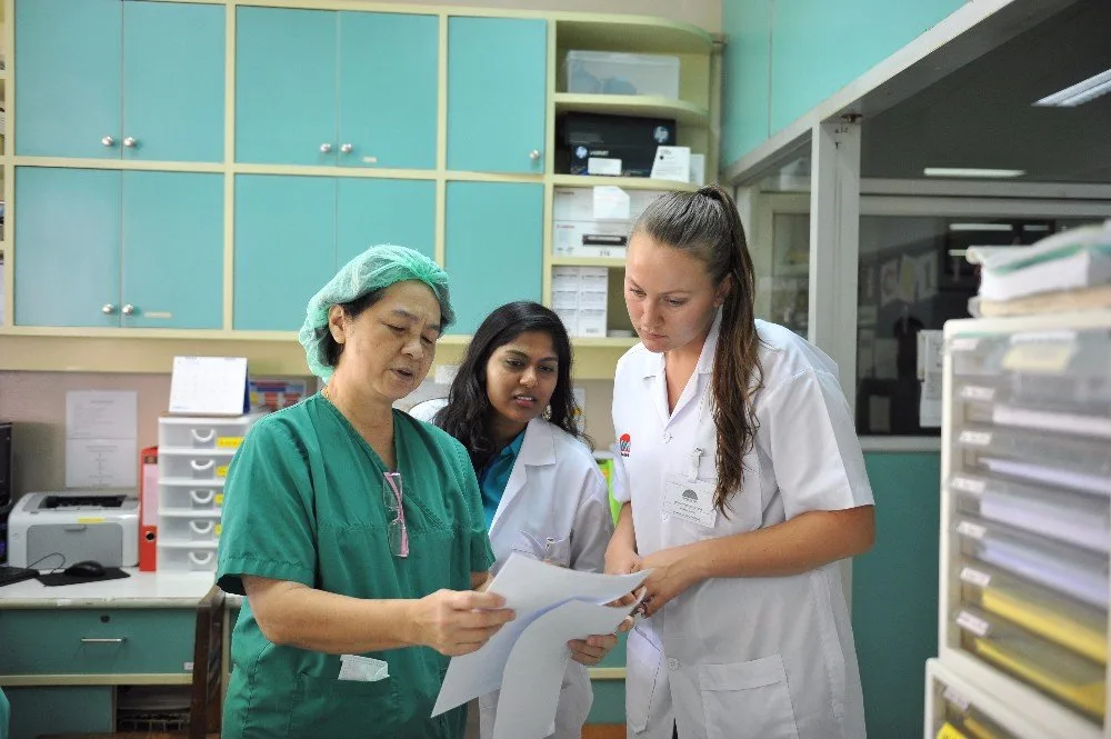 The Ultimate Guide to Medical Internships Abroad in 2026: Opportunities, Requirements & Benefits