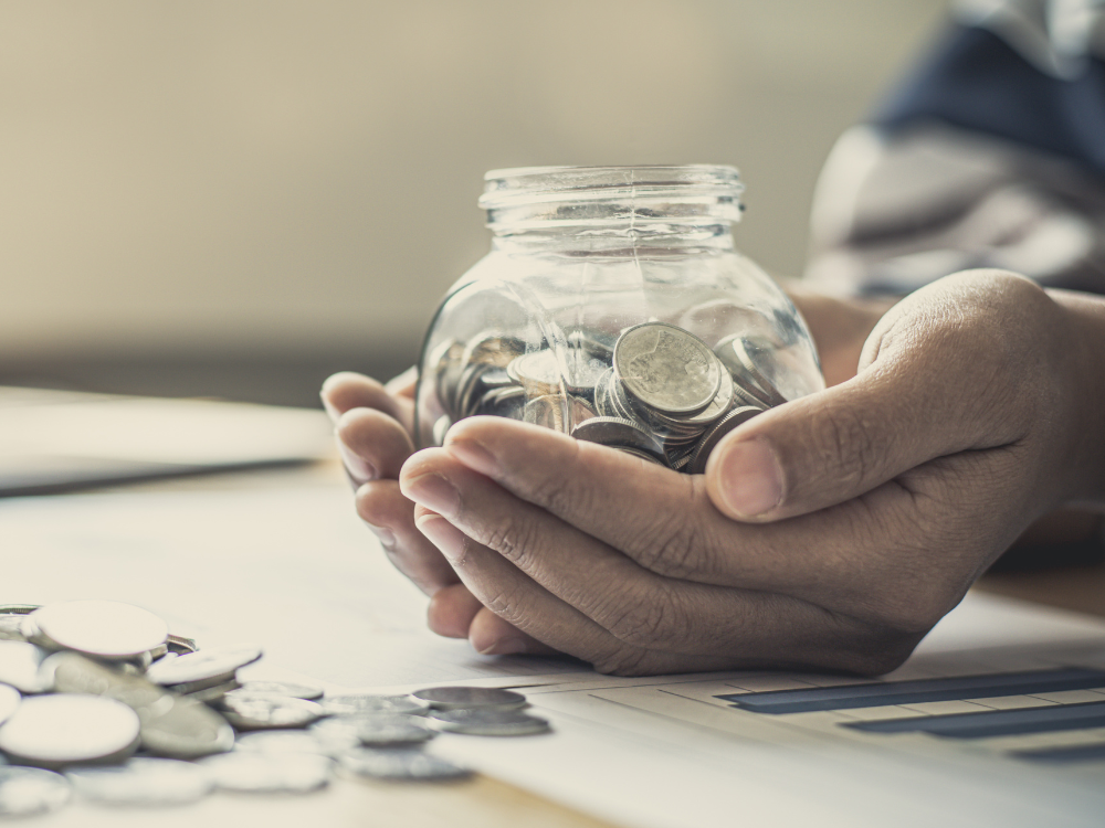 Simple Money Saving Tips for Volunteering Abroad