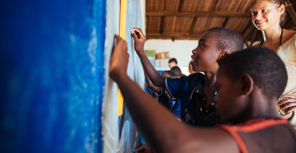 How to Volunteer Teaching in Africa