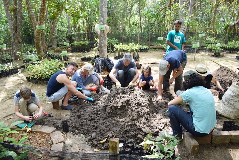 Best Family Volunteer Vacations in 2026 – 2027