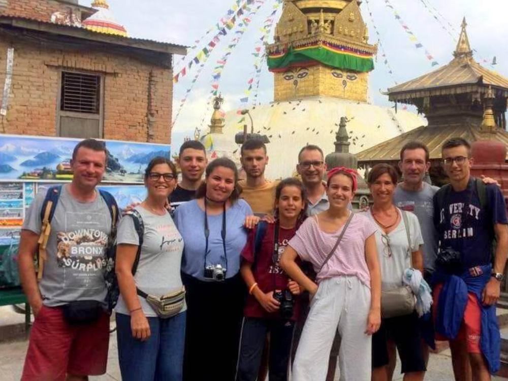 Quali sono i luoghi più sicuri dove fare volontariato all’estero con la famiglia?