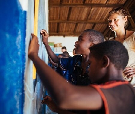 English Teaching Volunteer Program