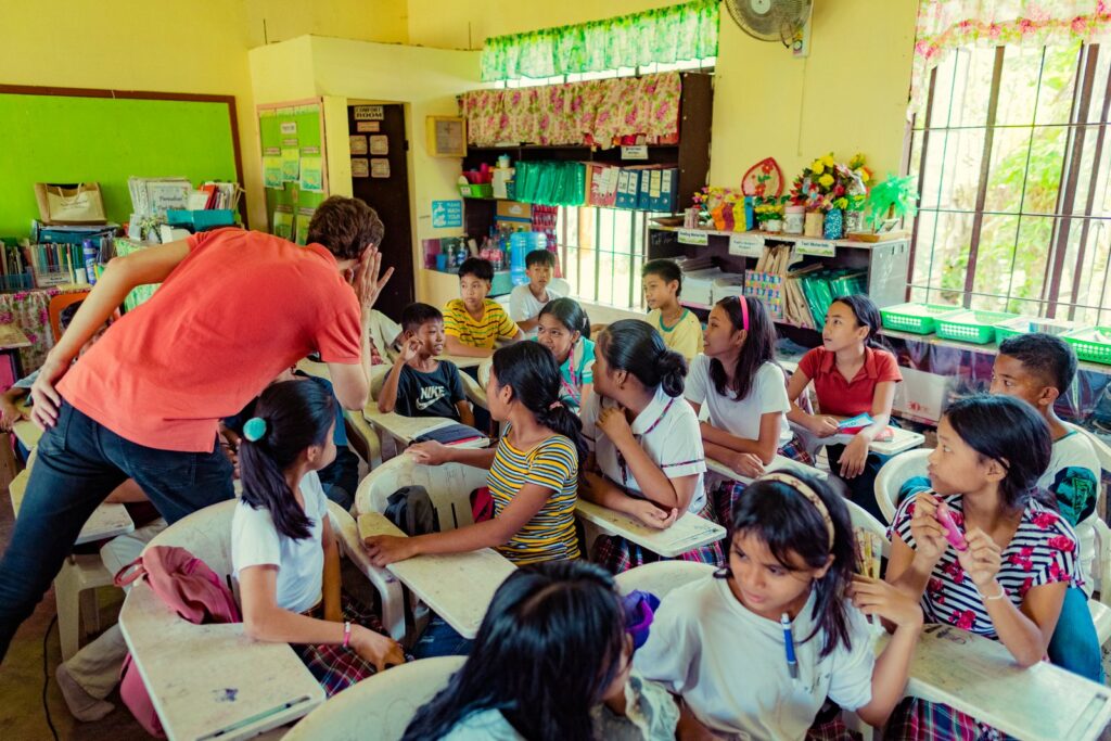 Volunteer Teaching in the Philippines