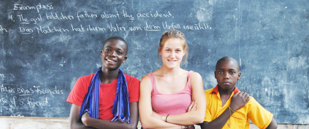Volunteer Teaching Abroad: Costs, Requirements and How to Choose a Programme